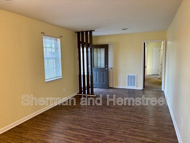 Building Photo - 263 Fairfax Pl