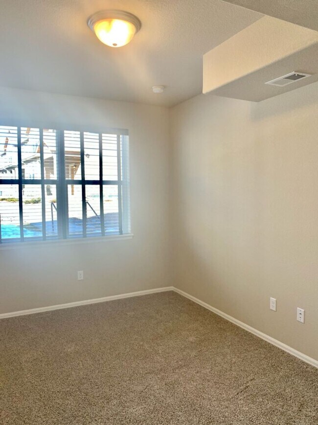 Building Photo - 5551 W 29th St