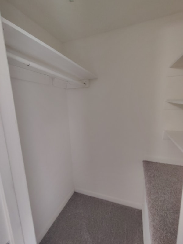 Building Photo - 600 Reusens Rd