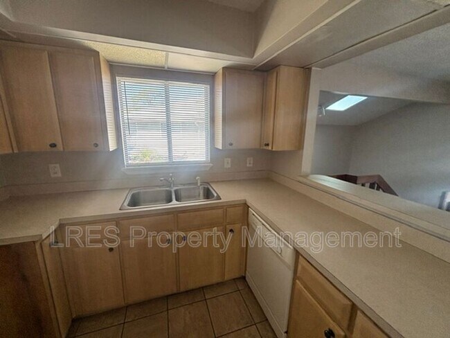 Building Photo - 4564 Pheasant Run Dr