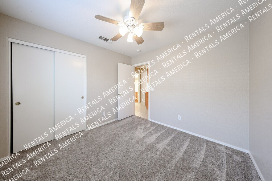 Building Photo - 8587 W Monona Ln