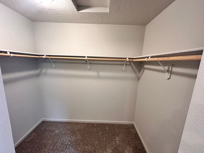 Building Photo - Stunning 3 Bed, 2 Bath Rancher in Spokane ...