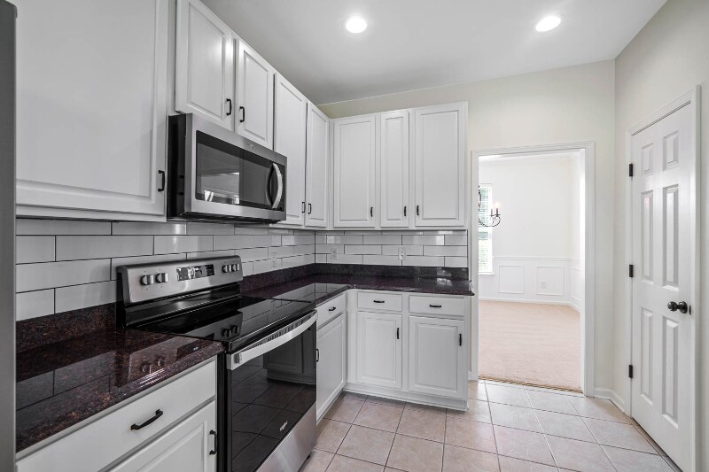 Building Photo - 4019 Cadence Dr