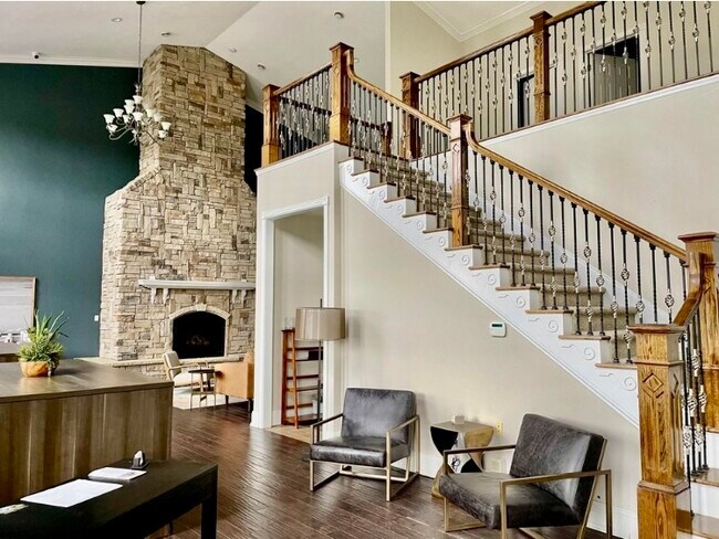 Building Photo - 423 Kings Point Ln