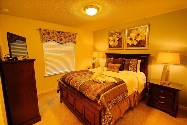 Building Photo - 8809 Rhodes St