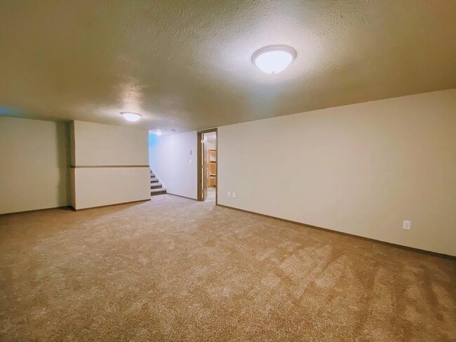 Building Photo - 2818 S Marcus Ln