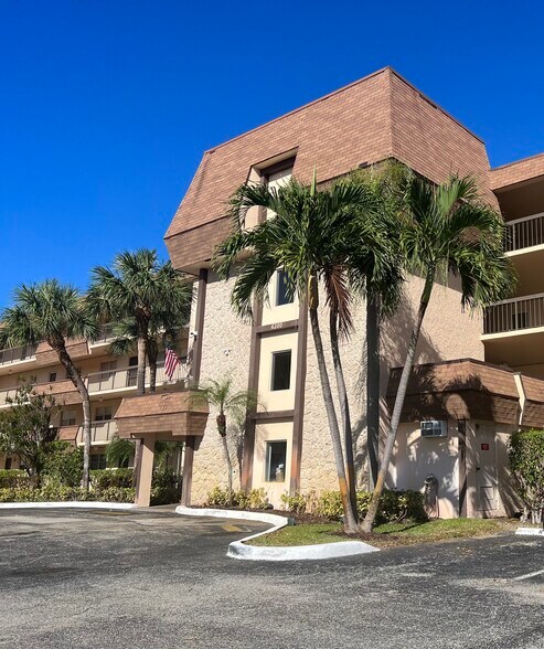 Building Photo - 6300 NW 2nd Ave