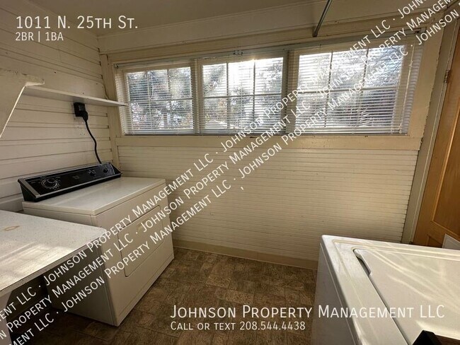 Building Photo - 1011 N 25th St