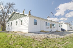 Building Photo - Green Gable Cottages