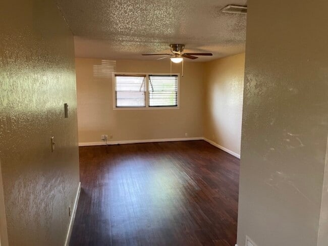 Building Photo - 3410 33rd St