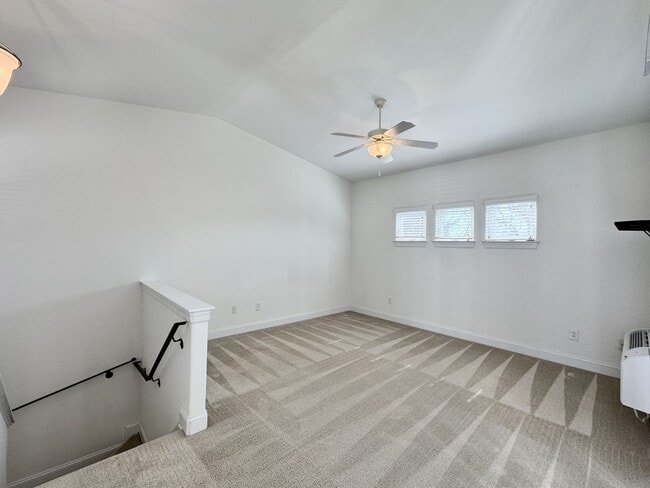 Building Photo - Ready 04-01-26! A Shadowlawn Condo w/Rooftop Deck - 3 Primary Suites - Outdoor Shower - Pet Frien...