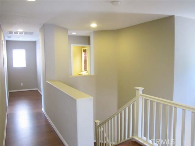 Building Photo - 5661 Knollside Way
