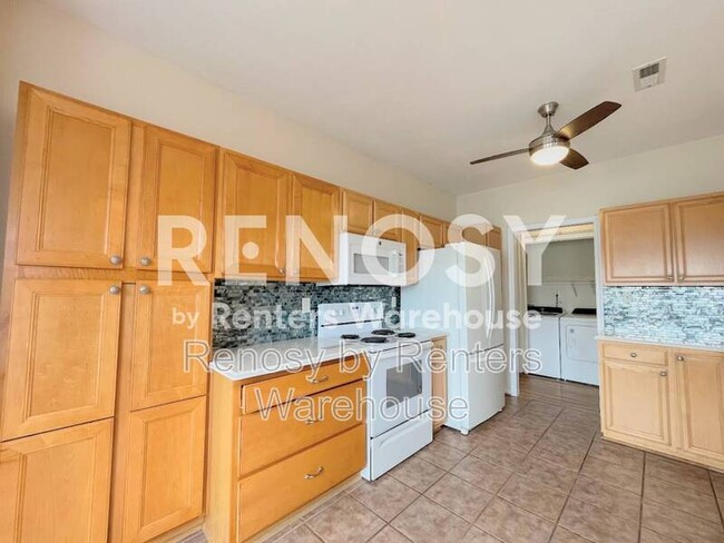Building Photo - 5520 Summer Crescent