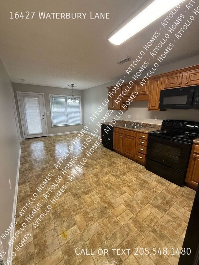 Building Photo - 16427 Waterbury Ln