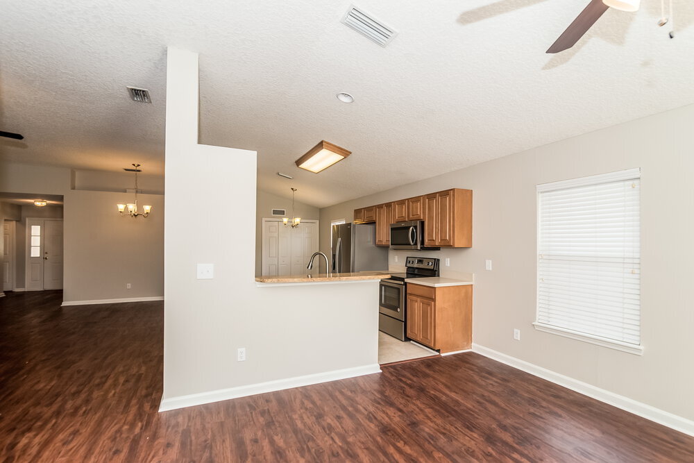 Building Photo - 12561 Brahma Bull Cir W