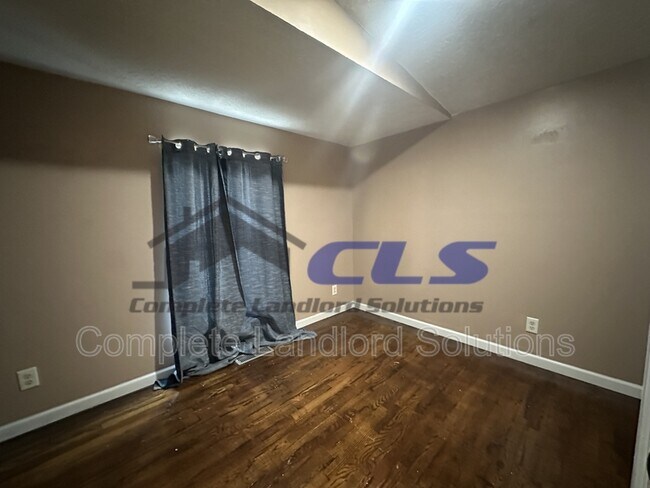 Building Photo - 2518 Jefferson St