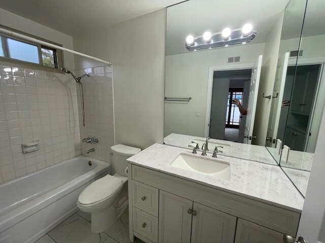 Building Photo - 13161 Shalimar Pl