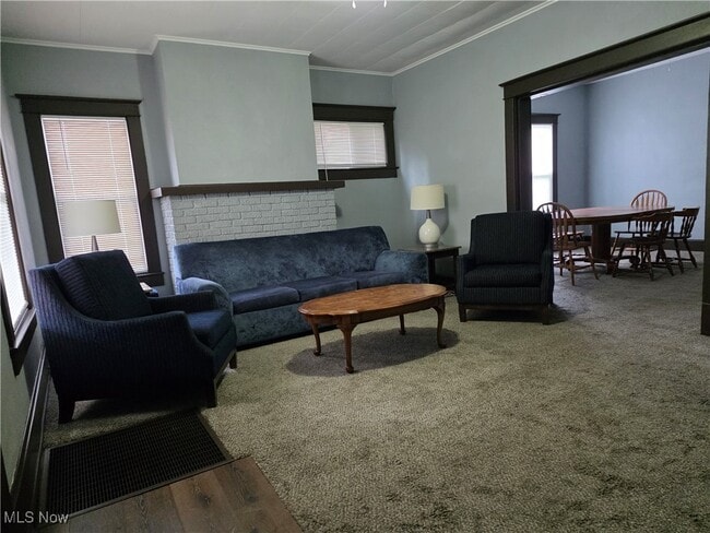 Building Photo - 823 Beatty Ave