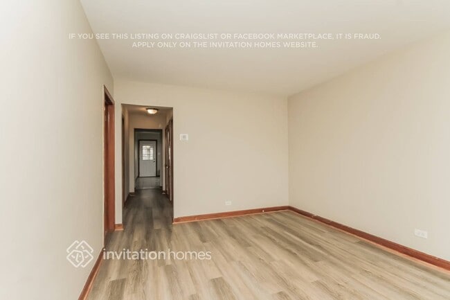 Building Photo - 6200 S Meade Ave