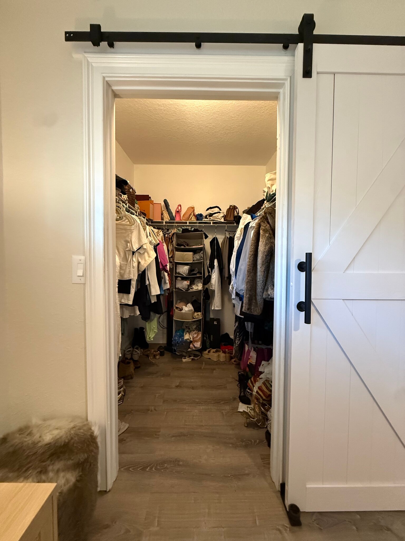 Master closet w/ barn door - 1701 The Greens Way