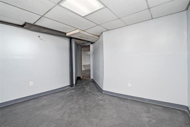 Building Photo - Fantastic 3bd/1ba home! Let yourself in!