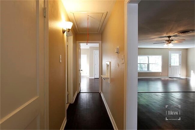 Building Photo - 3216 Avenue I