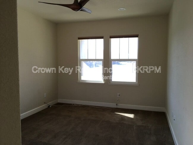 Building Photo - 457 W Aventino Ave