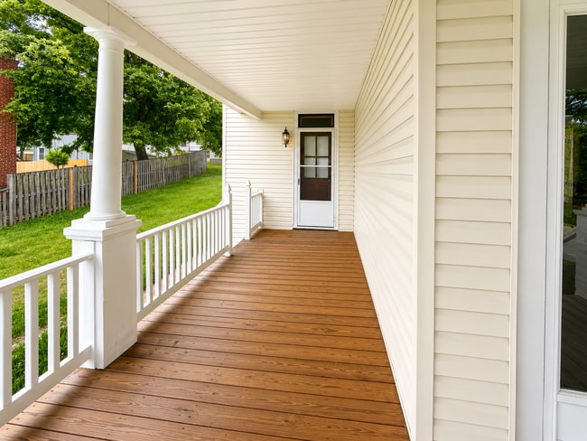 Building Photo - Classic Charm Meets Modern Updates in This Spacious Home ?