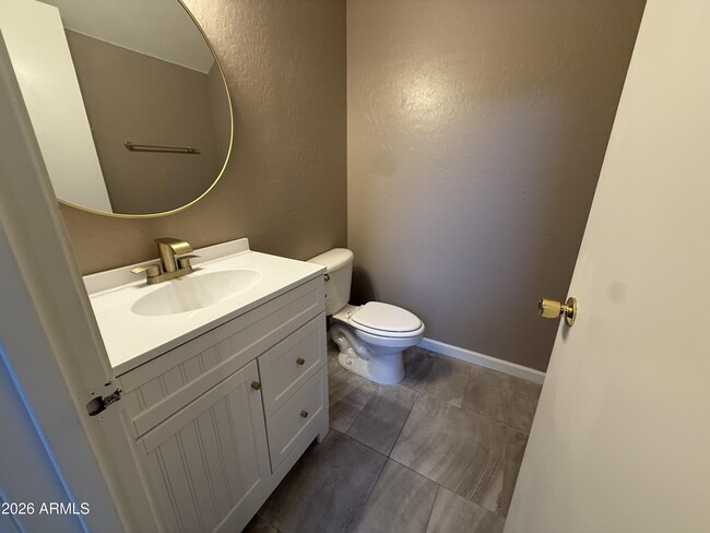 Building Photo - 2537 S Sunnyvale Ave