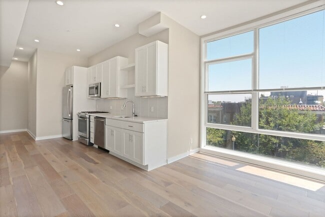 Building Photo - Available Now! Recent build! Professionally Managed// 2 bedroom 2 bathroom Luxury Condo// Petworth!