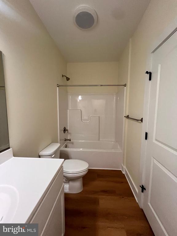 Building Photo - 113 W North St