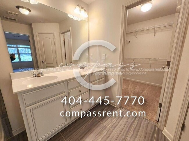 Building Photo - 2049 Brightleaf Way