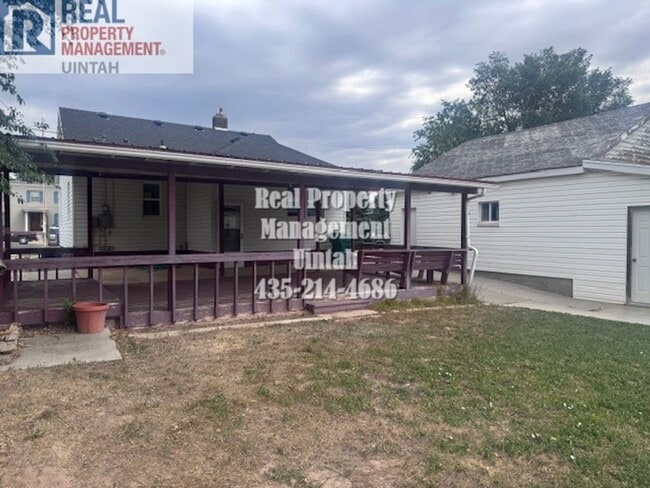 Building Photo - RENT AND DEPOSIT HAS BEEN REDUCED!! 4 bedr...