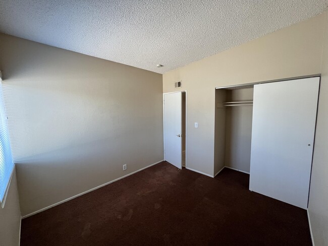 Building Photo - 1880 Caballero Way