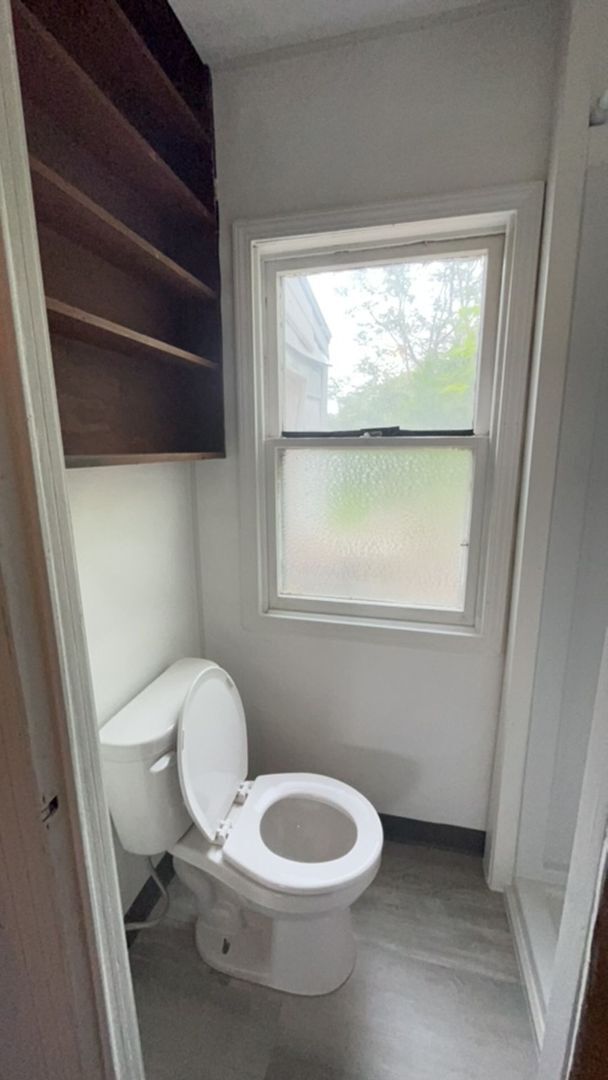 Building Photo - 1921 S Hackley St