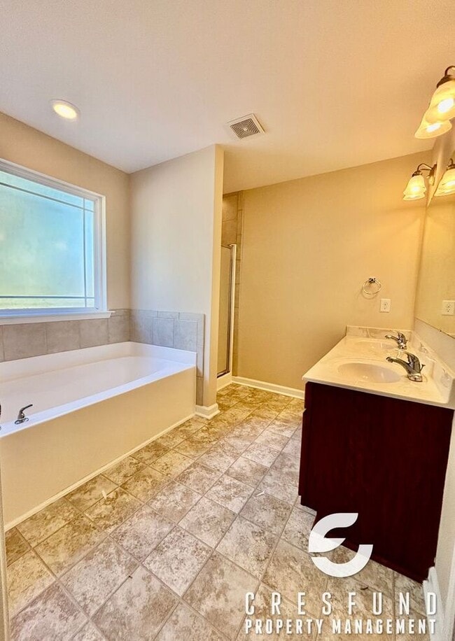 Building Photo - Raeford Retreat Minutes from Fort Bragg - AVAILABLE FOR MOVE IN NOW!