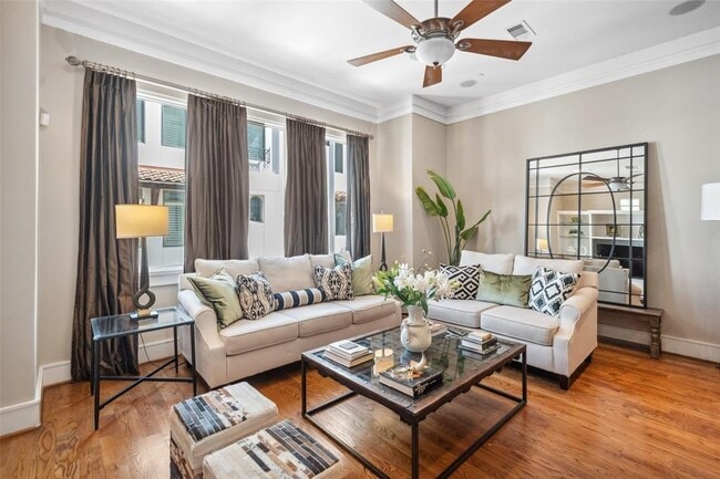 Building Photo - 5231 Calle Montilla Pl