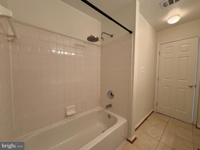 Building Photo - 7481 Gadsby Square