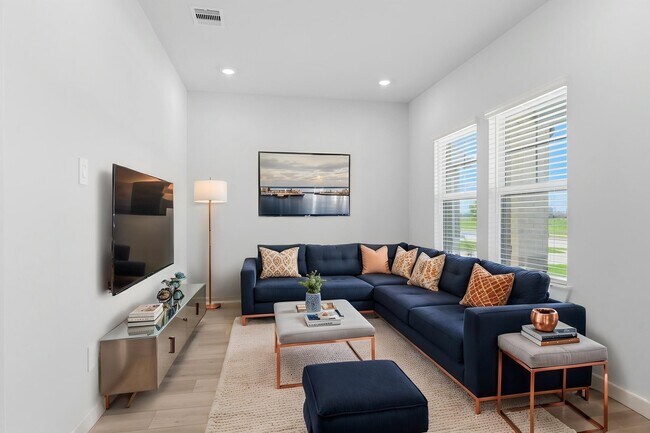 Building Photo - 5403 Kingdom Heights Blvd