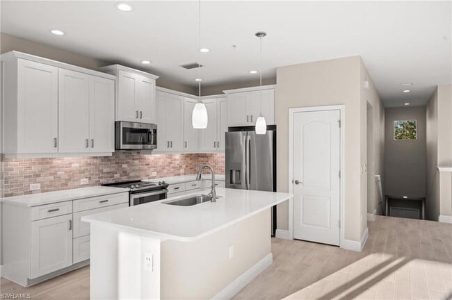 Building Photo - 2318 Sawyers Hill Rd