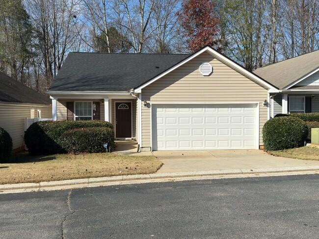 Primary Photo - Charming 3/2 in Dallas, GA