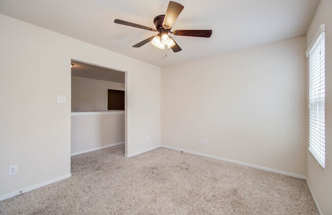 Building Photo - 23714 Legacy Oak St