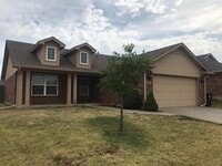 Building Photo - 9500 SW 25th St