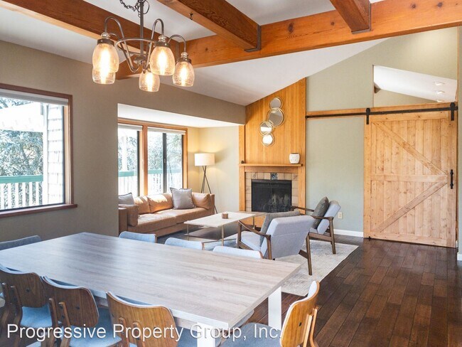 Building Photo - 4 br, 2.5 bath House - 5561 Yerba Buena Road