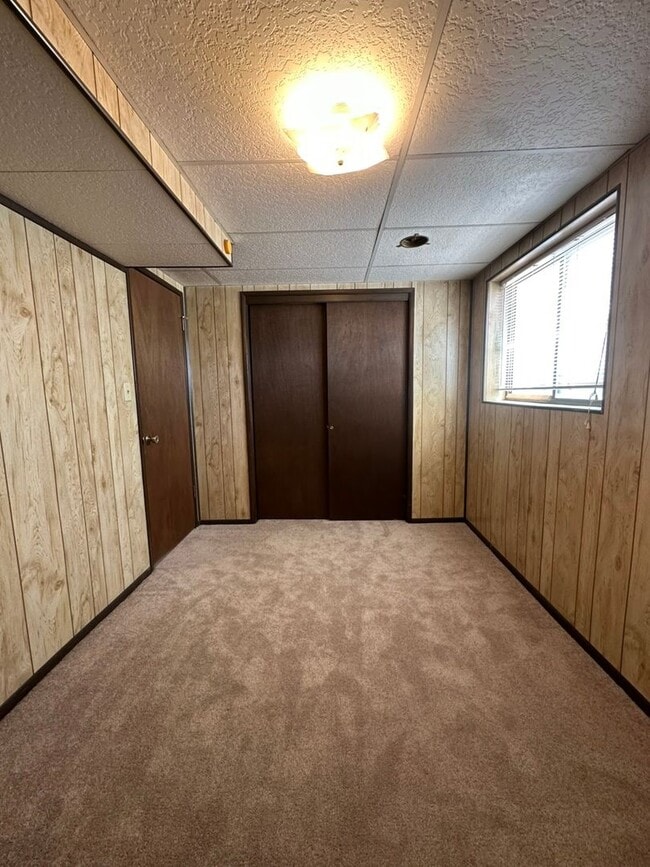 Building Photo - 825 W Arapahoe Ave
