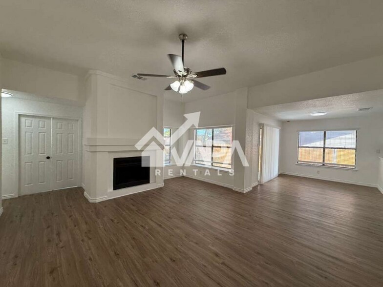 Building Photo - 7916 Pepper Trail