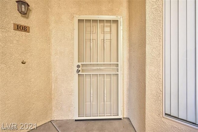 Building Photo - 7167 S Durango Dr