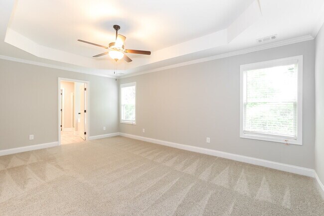 Building Photo - 2068 Providence Rd