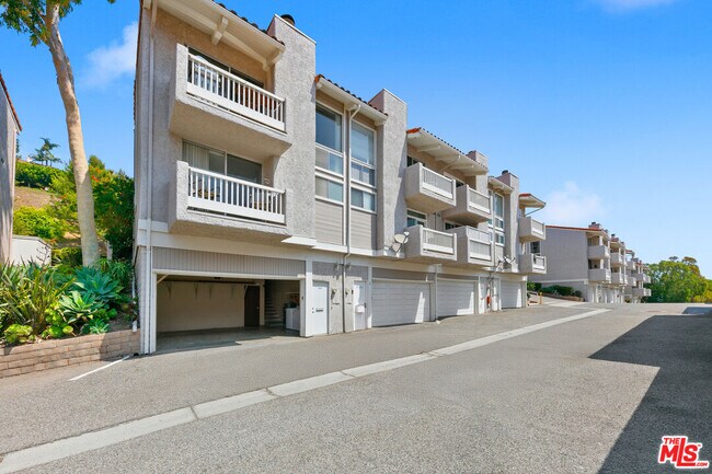 Building Photo - 28206 Rey De Copas Ln