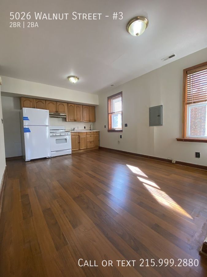 Building Photo - 5026 Walnut St